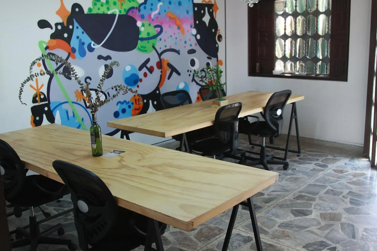 麦德林 Calibri, La Casa Libre Del Rio酒店 招待所